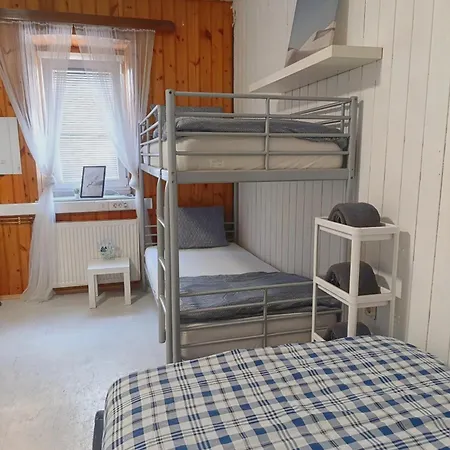 아파트 Apartment For Four People Nina