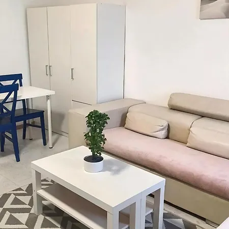 Apartament For Four People Nina *